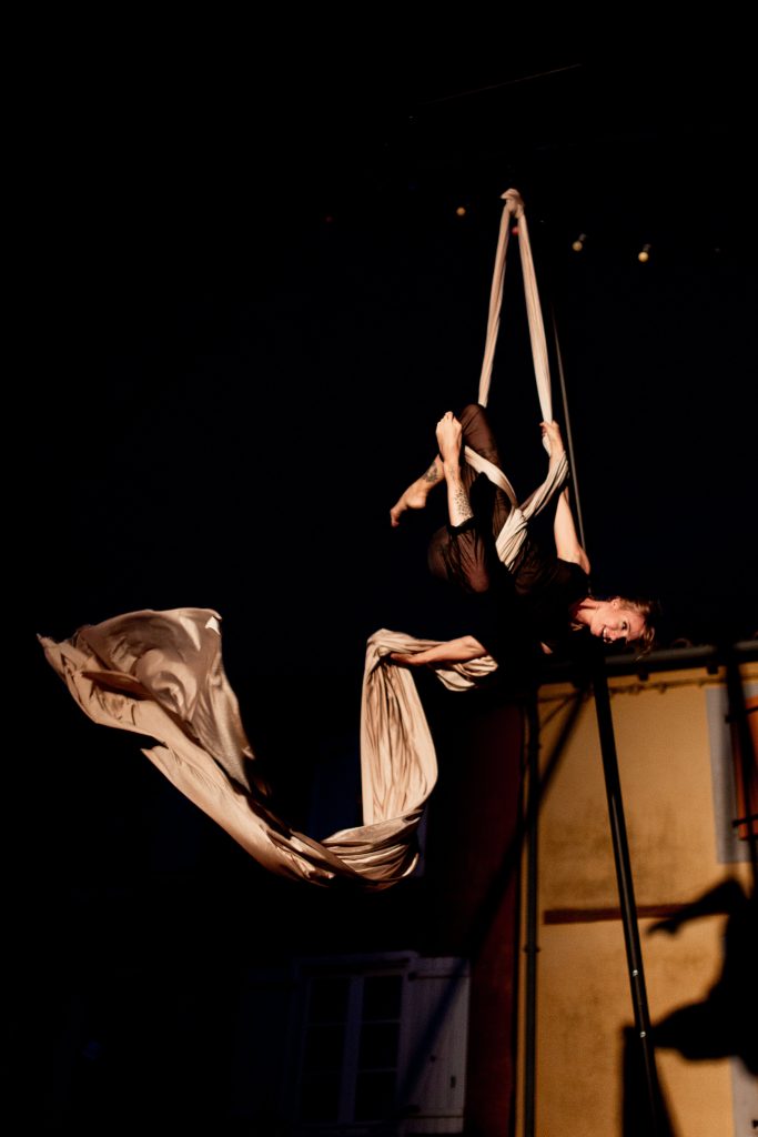 Danse aérienne Luna